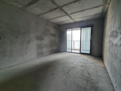 东正·棕榈泉，3室2厅2卫，125㎡，毛坯，售价72.8万