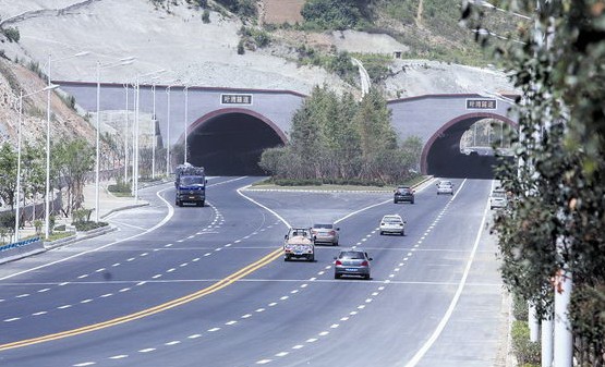 发展大道叶湾隧道